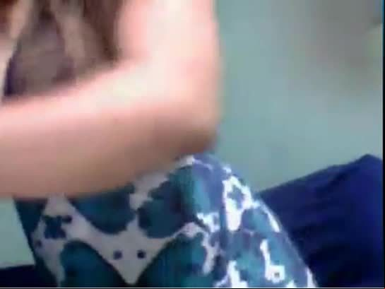 Moreninha paulista se exibindo na webcam